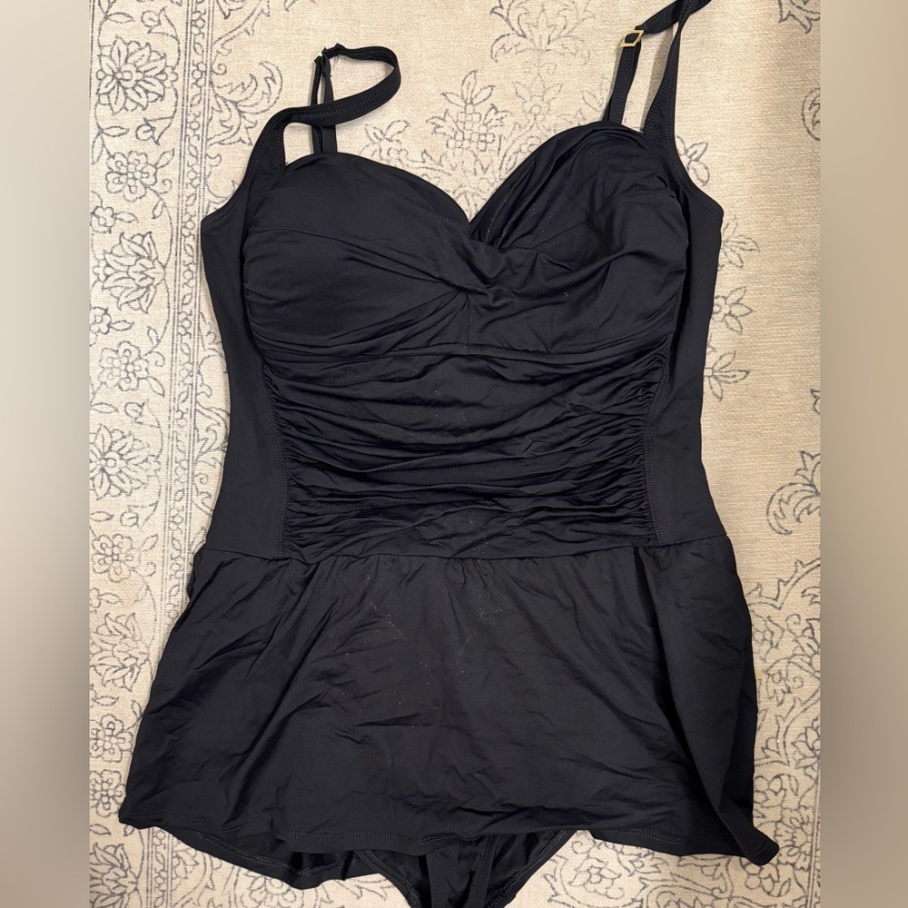 La Blanca size 16 Black One Piece swimsuit swim dress
